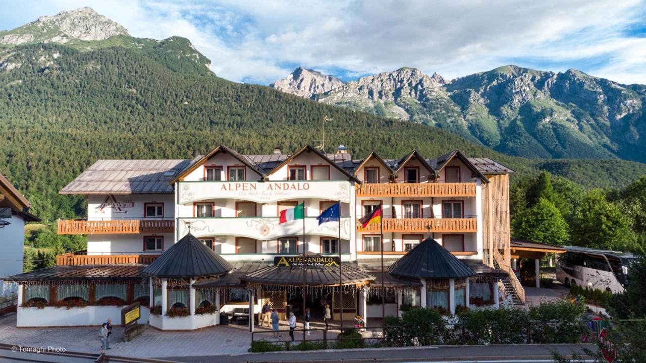 Hotel Alpen Andalo Eksteriør bilde