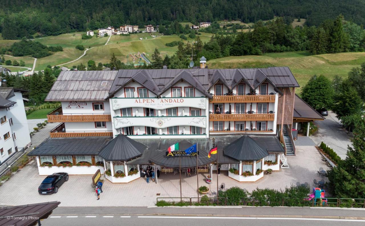 Hotel Alpen Andalo Eksteriør bilde
