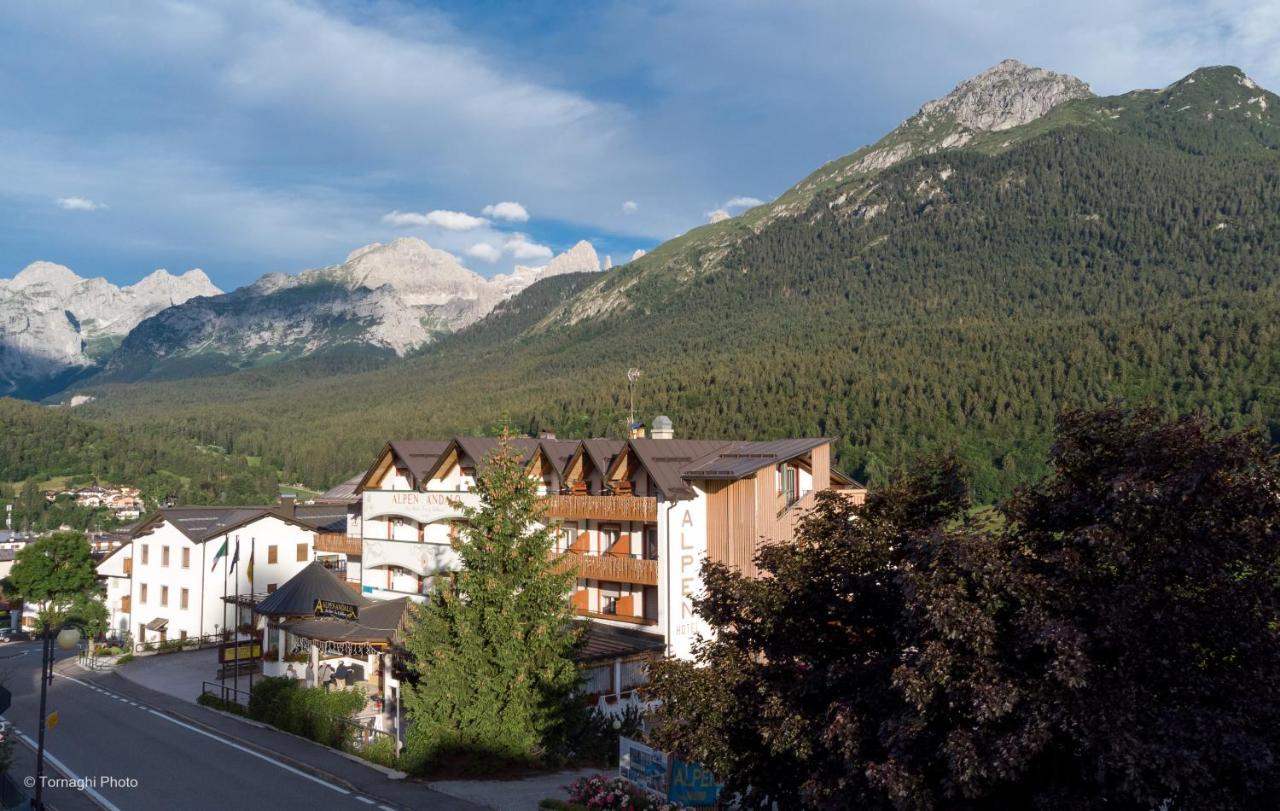Hotel Alpen Andalo Eksteriør bilde