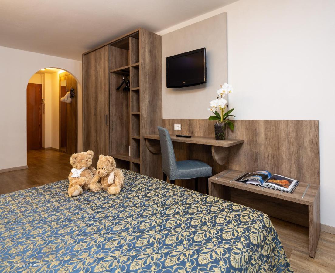 Hotel Alpen Andalo Eksteriør bilde