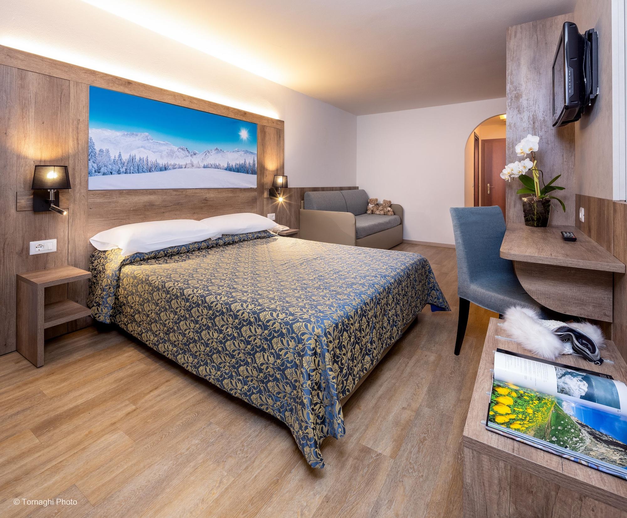 Hotel Alpen Andalo Eksteriør bilde