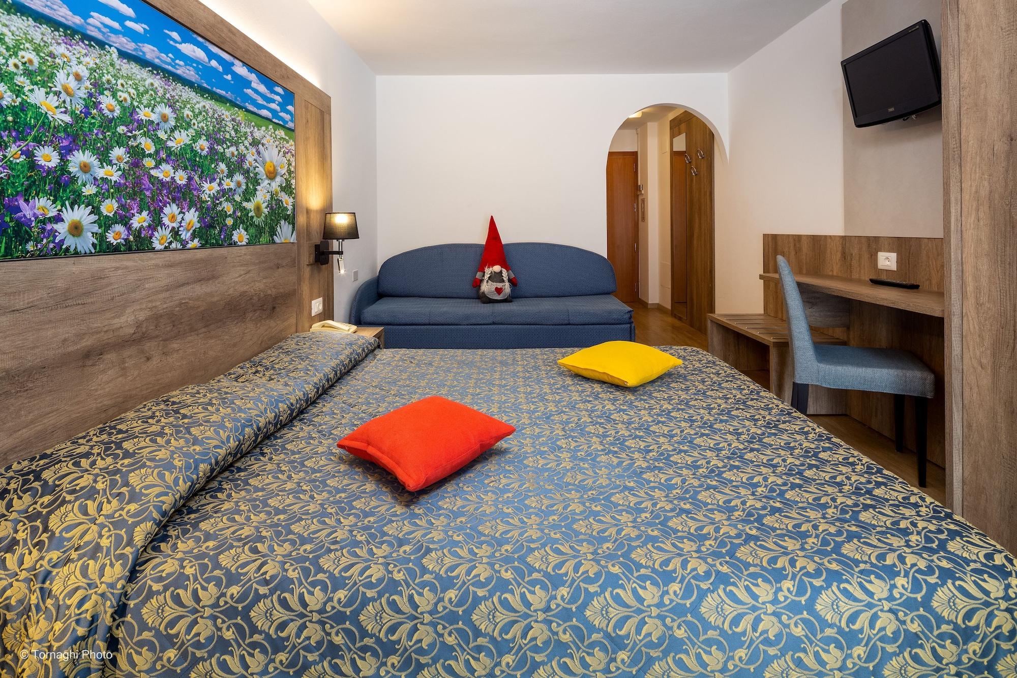 Hotel Alpen Andalo Eksteriør bilde